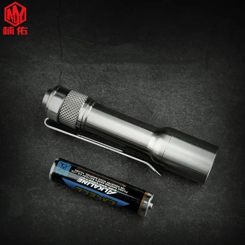 1PCS Mini Prenosna LED Svetilka Kampiranje Titanove Zlitine Keychain #7 Baterija Glare Svetilka