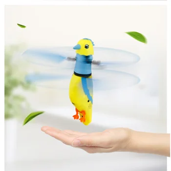 Novost Zaznavanja, Ki Plujejo Pod Simulacije Papiga S Svetlobo Birdcall Otrok Igrača